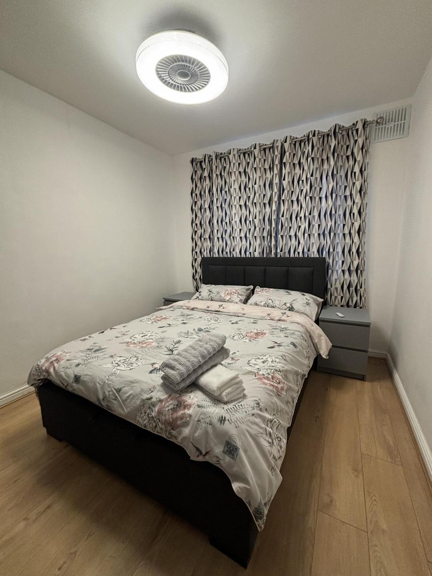 Charming And Cosy London Home, Garden, Parking & Family Fun Mitcham Bagian luar foto